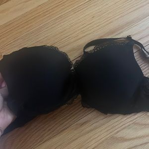 Victoria Secret Lacey black bra
